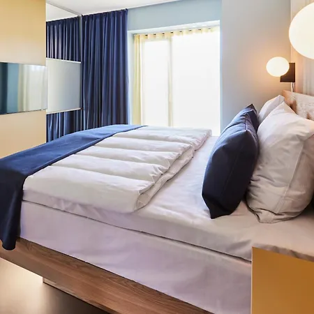 Hotel Kirk *